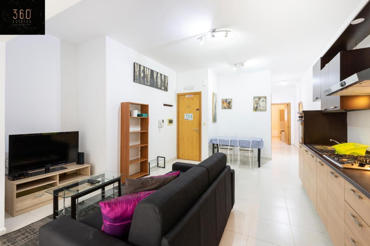 Centre Paceville Apt With Terrace, Bbq & Wifi By 360 Estates Saint Julian's 外观 照片