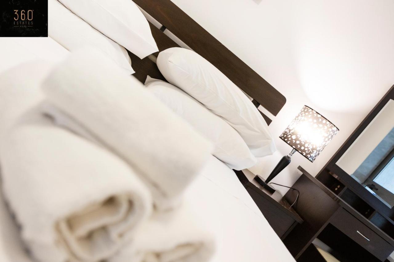 Centre Paceville Apt With Terrace, Bbq & Wifi By 360 Estates Saint Julian's 外观 照片